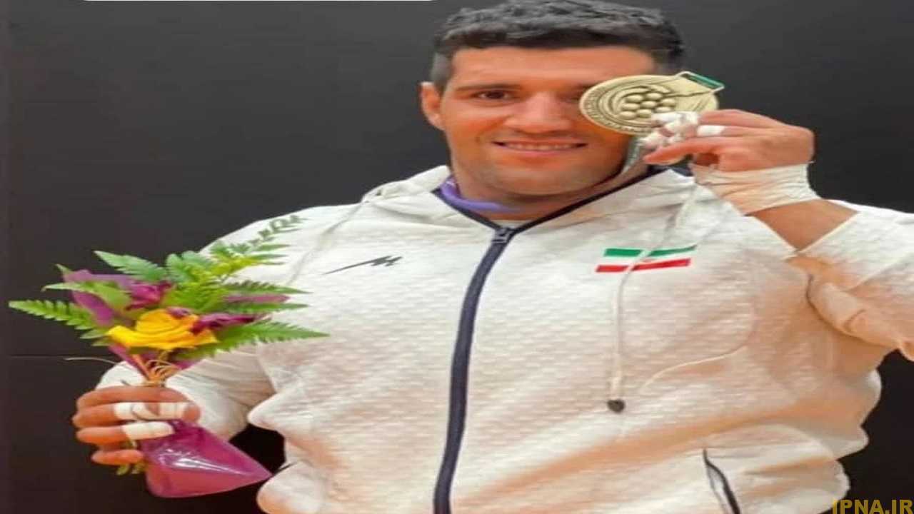 دستفروشی، پاداش مسئولان به قهرمان جودوی جهان