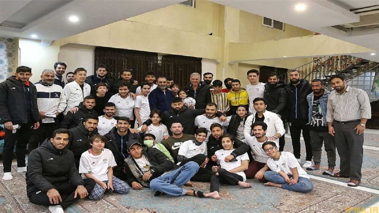 حضور کی‌روش و بازیکنان تیم ملی در خیریه
