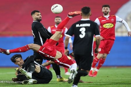 محمد: پرسپولیس برابر ذوب آهن باید هوشیار باشد/ دلالان در بازار نقل و انتقالات رخنه کردند