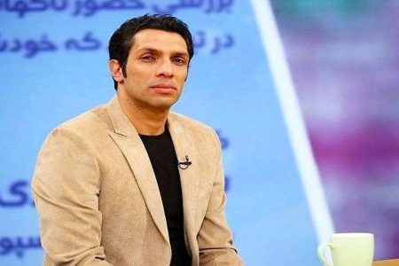 حیدری: سپاهانی‌ها از تعویض قهرمان لیگ در دقیقه ۹۰ می‌ترسند/ وزارت ورزش به استقلالی‌ها بیشتر کمک کرده است