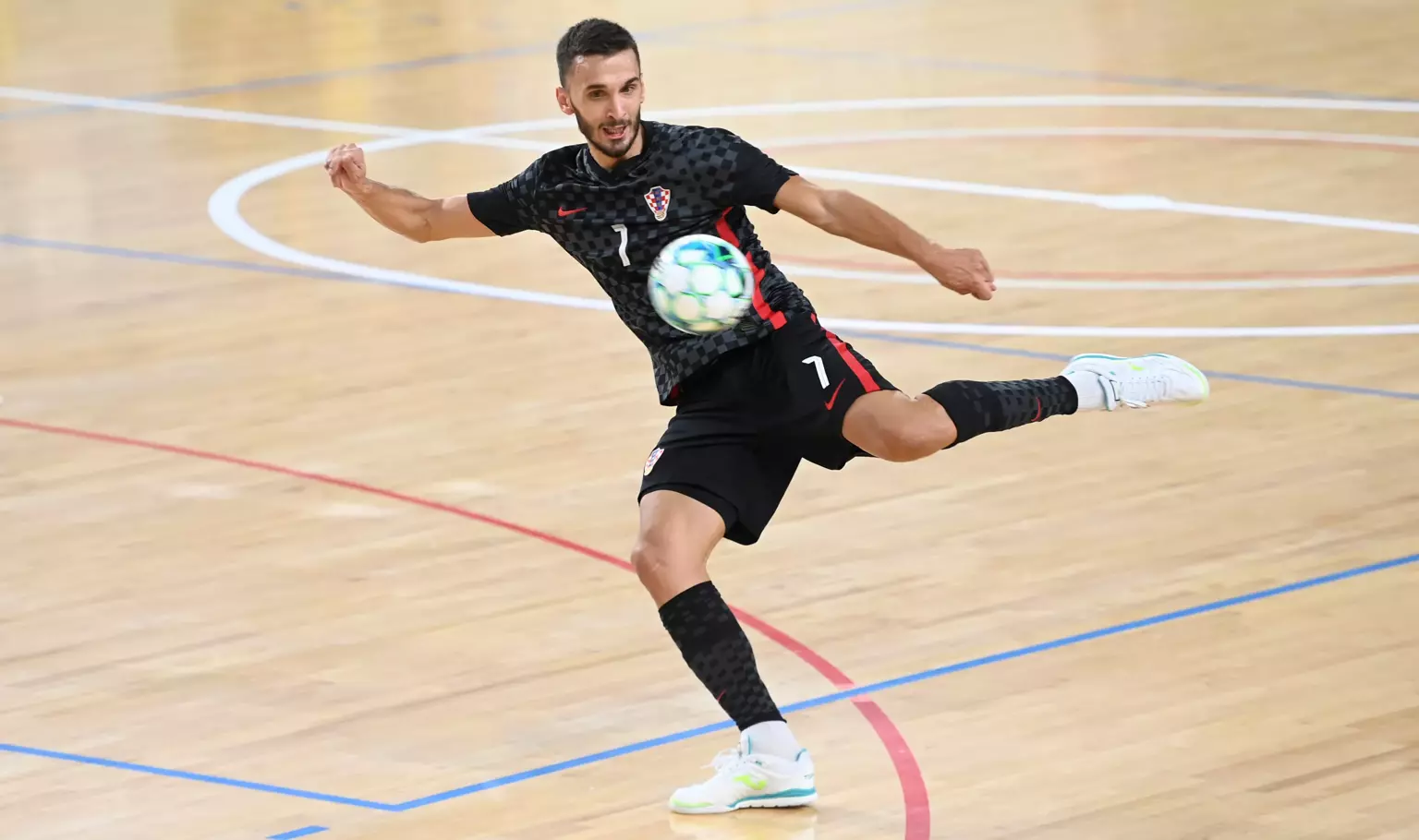 Jelovcic: We want to inspire Croatians like the class of ‘۹۸
