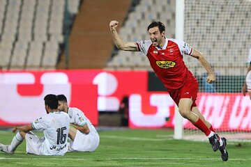 زمان بازگشت مدافع پرسپولیس به تهران مشخص شد