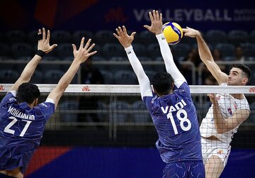 تیم ملی ایران به فاجعه تبدیل شده است/چه کسی والیبال را به  این روز انداخت؟