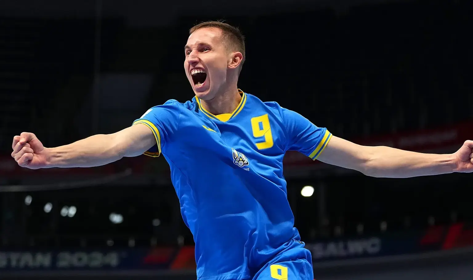 Brazil and Ukraine reach the quarter-finals