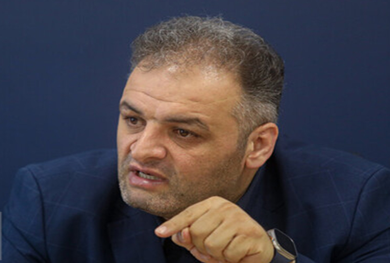 انوشیروانی: کیانوش از سال آینده ممنوعیتی برای حضور در مسابقات با کشور دیگر را ندارد اما …/ وزنه‌برداری رکوردی است و هر کسی وزنه بیشتری بزند به مسابقات می‌رود