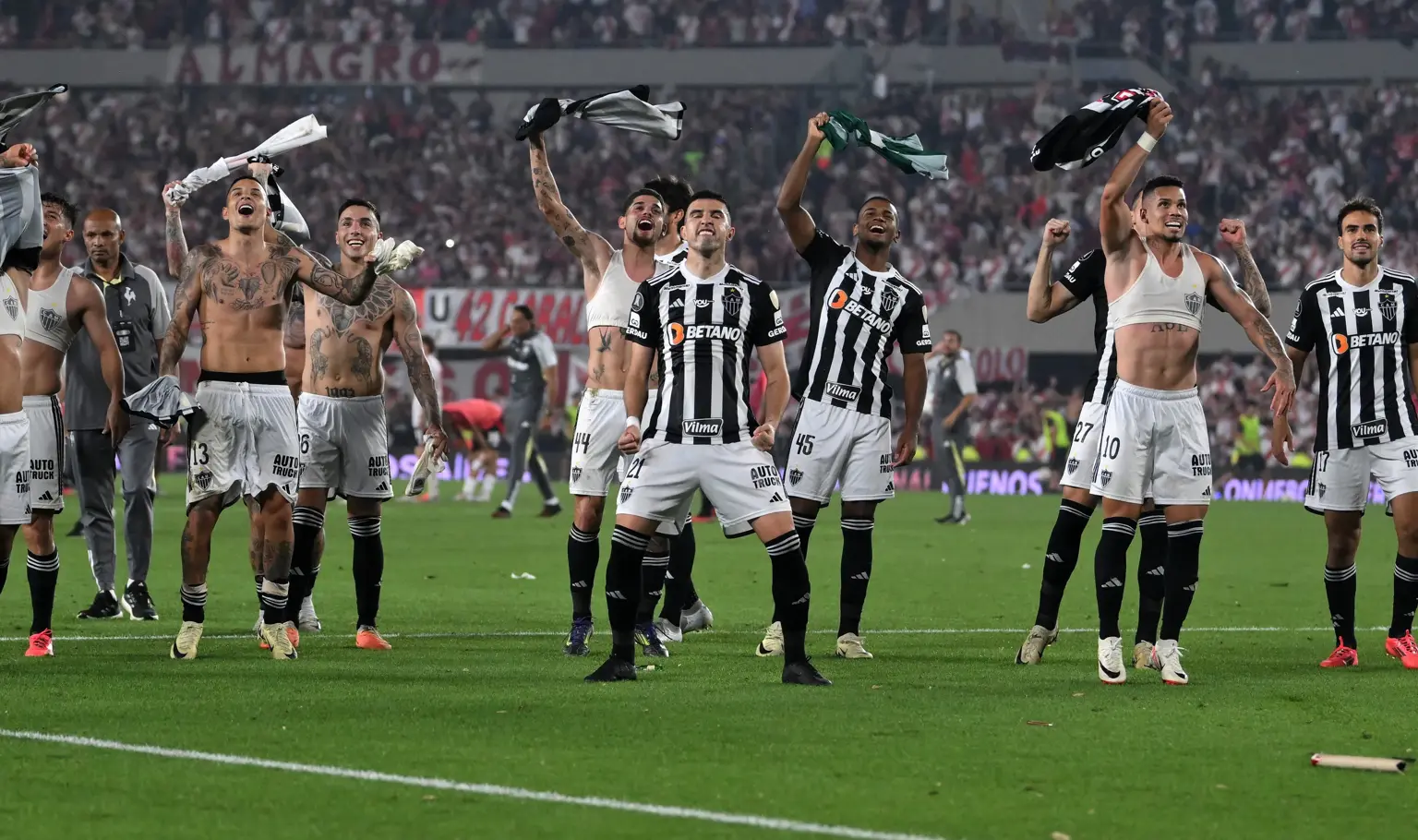 Atletico hold River to reach Libertadores final