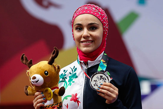 استقبال گسترده چینی ها از نمایش دختر تالوکار ایران/ لایک و کامنت های چینی پای پست زهرا کیانی