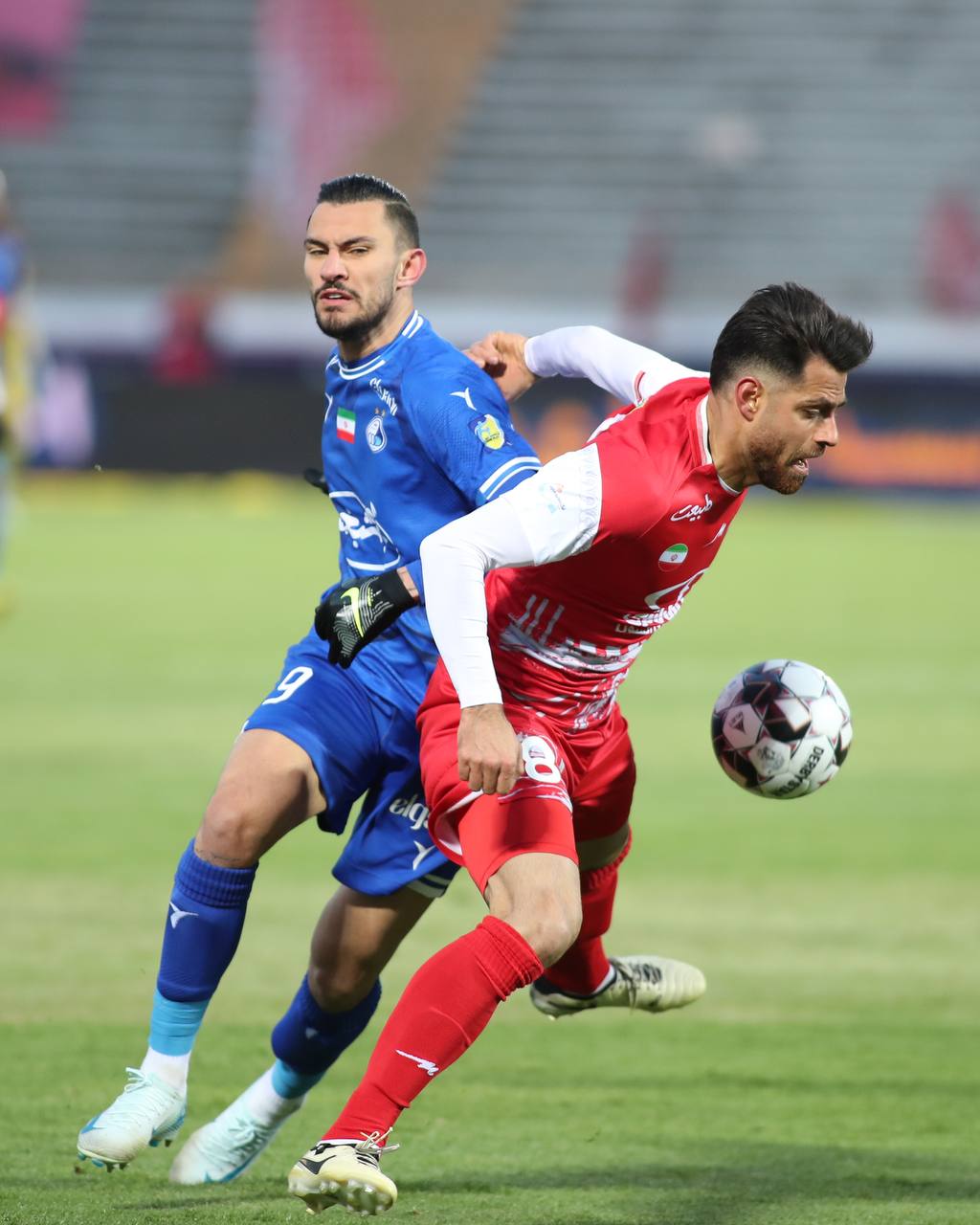 پوشش تصویری دربی ۱۰۵ پرسپولیس و استقلال