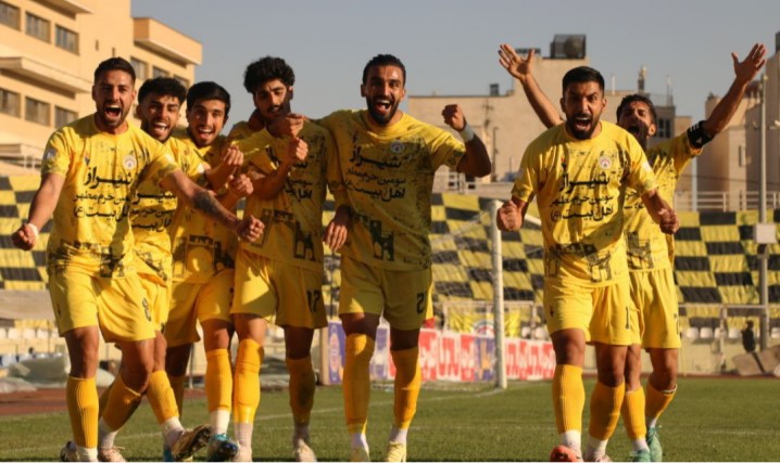 لیگ یک/دربی شیراز با طعم کامبک و قیچی!