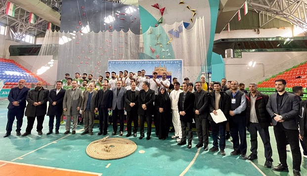 کرمان بر بلندای مسابقات طناب کشی قهرمانی کشور آقایان ایستاد